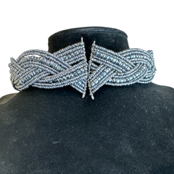 Blue Beaded Wrap Cuff Memory Wire Choker Necklace Criss Cross Design 1" Wide - Picture 4 of 4